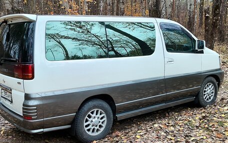 Nissan Elgrand I, 1998 год, 970 000 рублей, 13 фотография