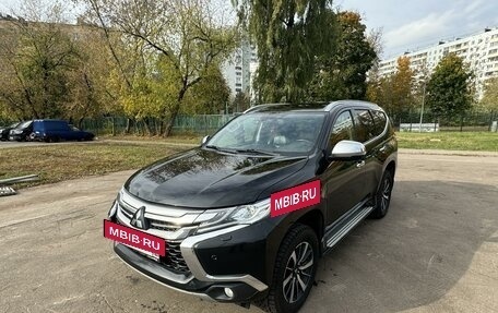 Mitsubishi Pajero Sport III рестайлинг, 2019 год, 3 500 000 рублей, 2 фотография