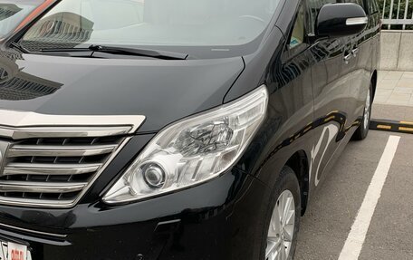 Toyota Alphard III, 2013 год, 3 100 000 рублей, 2 фотография