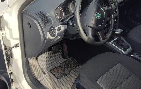 Skoda Octavia, 2013 год, 900 000 рублей, 9 фотография