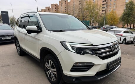 Honda Pilot III рестайлинг, 2018 год, 3 100 000 рублей, 3 фотография