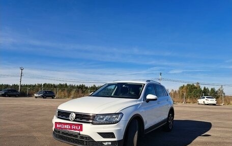 Volkswagen Tiguan II, 2018 год, 2 650 000 рублей, 15 фотография