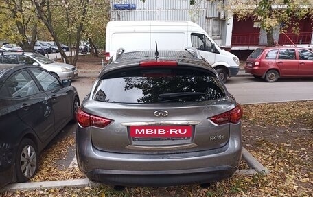 Infiniti FX II, 2012 год, 1 750 000 рублей, 2 фотография