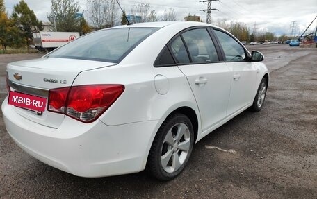 Chevrolet Cruze II, 2012 год, 780 000 рублей, 3 фотография