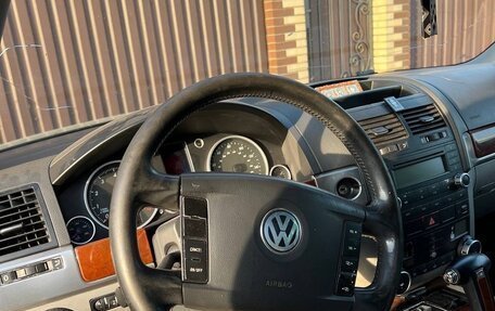 Volkswagen Touareg III, 2004 год, 650 000 рублей, 6 фотография