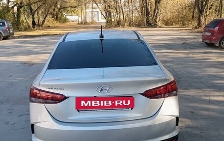 Hyundai Solaris II рестайлинг, 2020 год, 1 650 000 рублей, 4 фотография