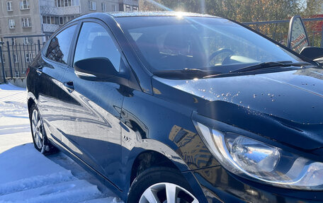 Hyundai Solaris II рестайлинг, 2012 год, 990 000 рублей, 7 фотография