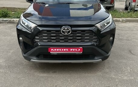 Toyota RAV4, 2020 год, 3 600 000 рублей, 8 фотография