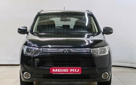 Mitsubishi Outlander III рестайлинг 3, 2013 год, 1 498 000 рублей, 3 фотография