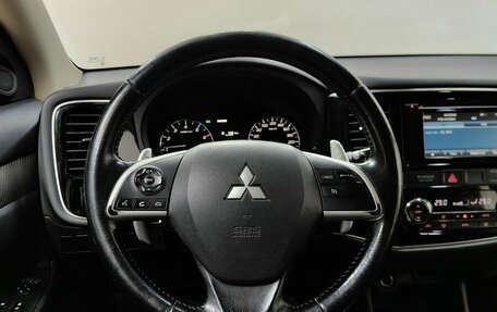 Mitsubishi Outlander III рестайлинг 3, 2013 год, 1 498 000 рублей, 12 фотография