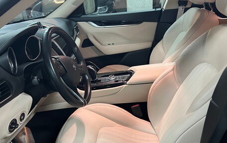 Maserati Levante I, 2018 год, 5 800 000 рублей, 7 фотография