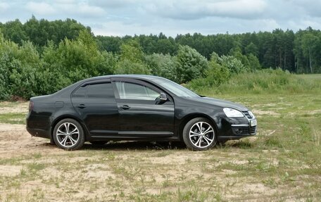 Volkswagen Jetta VI, 2010 год, 700 000 рублей, 7 фотография