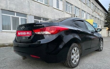 Hyundai Elantra V, 2013 год, 1 100 000 рублей, 2 фотография