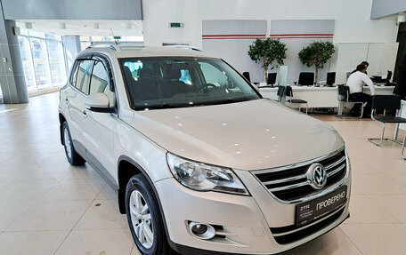 Volkswagen Tiguan I, 2010 год, 1 439 000 рублей, 3 фотография