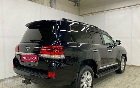 Toyota Land Cruiser 200, 2016 год, 6 000 000 рублей, 6 фотография