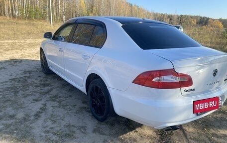 Skoda Superb III рестайлинг, 2012 год, 910 000 рублей, 16 фотография