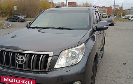 Toyota Land Cruiser Prado 150 рестайлинг 2, 2012 год, 3 199 000 рублей, 3 фотография