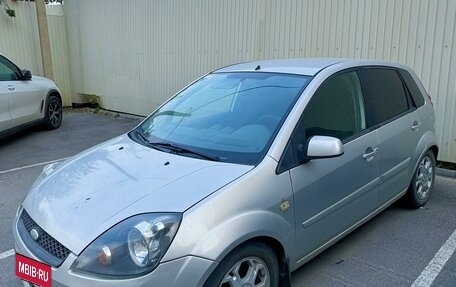 Ford Fiesta, 2006 год, 410 000 рублей, 2 фотография