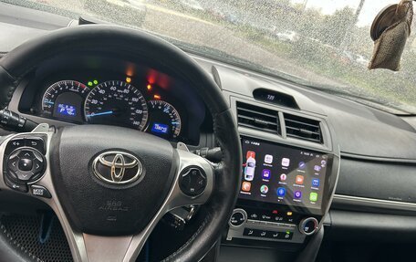 Toyota Camry, 2014 год, 1 880 000 рублей, 8 фотография