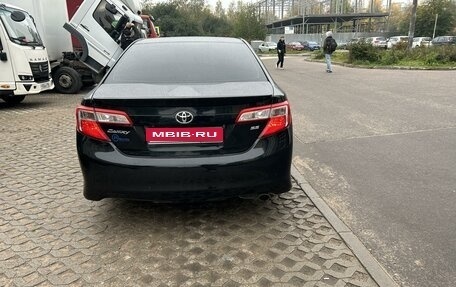 Toyota Camry, 2014 год, 1 880 000 рублей, 6 фотография