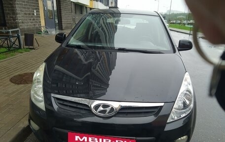 Hyundai i20 IB рестайлинг, 2010 год, 790 000 рублей, 2 фотография