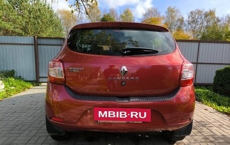 Renault Sandero II рестайлинг, 2015 год, 1 000 000 рублей, 13 фотография