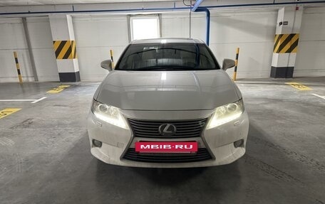 Lexus ES VII, 2013 год, 2 350 000 рублей, 14 фотография