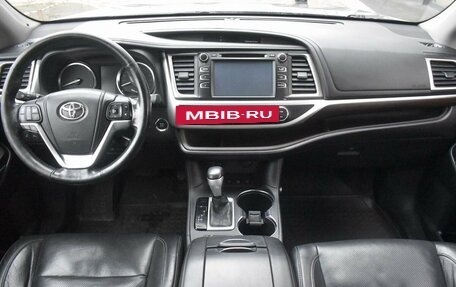 Toyota Highlander III, 2014 год, 2 780 000 рублей, 12 фотография