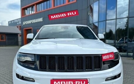 Jeep Grand Cherokee, 2016 год, 4 890 000 рублей, 6 фотография