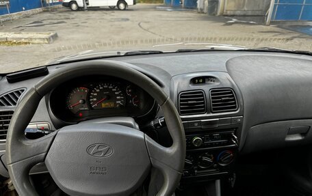 Hyundai Accent II, 2008 год, 650 000 рублей, 16 фотография