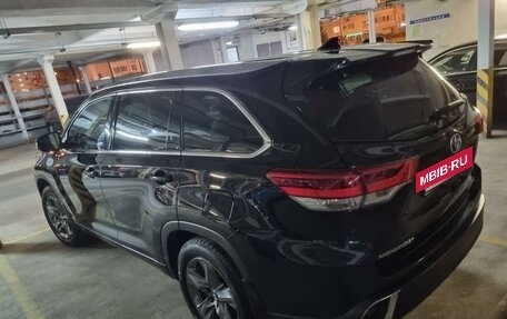 Toyota Highlander III, 2019 год, 4 200 000 рублей, 5 фотография