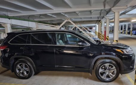 Toyota Highlander III, 2019 год, 4 200 000 рублей, 9 фотография