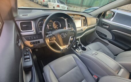 Toyota Highlander III, 2019 год, 4 200 000 рублей, 19 фотография