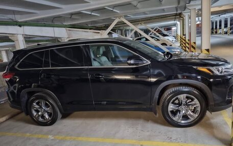 Toyota Highlander III, 2019 год, 4 200 000 рублей, 10 фотография