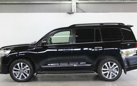 Toyota Land Cruiser 200, 2015 год, 5 590 000 рублей, 3 фотография