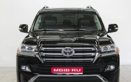 Toyota Land Cruiser 200, 2015 год, 5 590 000 рублей, 4 фотография