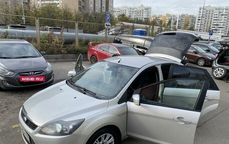 Ford Focus II рестайлинг, 2009 год, 1 100 000 рублей, 23 фотография