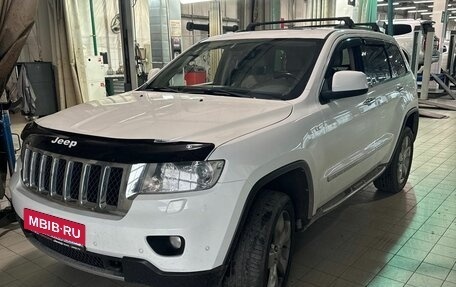 Jeep Grand Cherokee, 2012 год, 1 997 000 рублей, 2 фотография