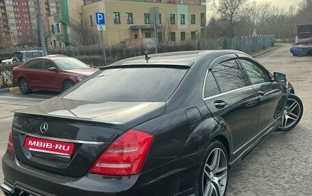 Mercedes-Benz S-Класс, 2011 год, 1 800 000 рублей, 4 фотография