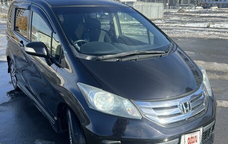 Honda Freed I, 2012 год, 1 385 000 рублей, 1 фотография