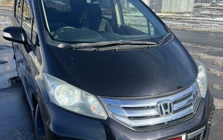 Honda Freed I, 2012 год, 1 385 000 рублей, 6 фотография