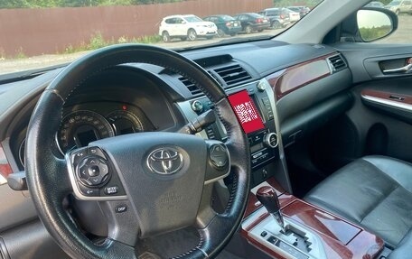 Toyota Camry, 2014 год, 1 790 000 рублей, 8 фотография