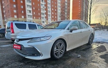 Toyota Camry, 2022 год, 3 600 000 рублей, 1 фотография