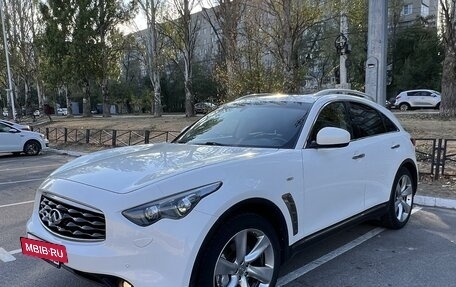 Infiniti FX II, 2010 год, 1 900 000 рублей, 2 фотография