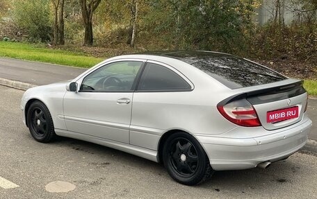 Mercedes-Benz C-Класс, 2004 год, 1 100 000 рублей, 10 фотография