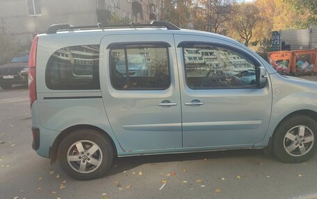 Renault Kangoo II рестайлинг, 2012 год, 820 000 рублей, 3 фотография