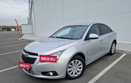 Chevrolet Cruze II, 2012 год, 859 000 рублей, 2 фотография