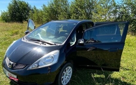 Honda Jazz II рестайлинг, 2009 год, 850 000 рублей, 2 фотография