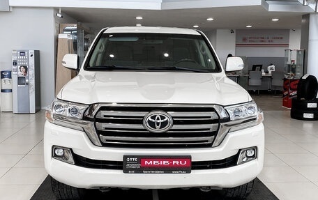 Toyota Land Cruiser 200, 2016 год, 5 050 000 рублей, 2 фотография