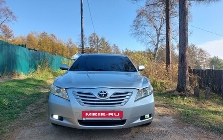 Toyota Camry, 2006 год, 1 100 000 рублей, 10 фотография